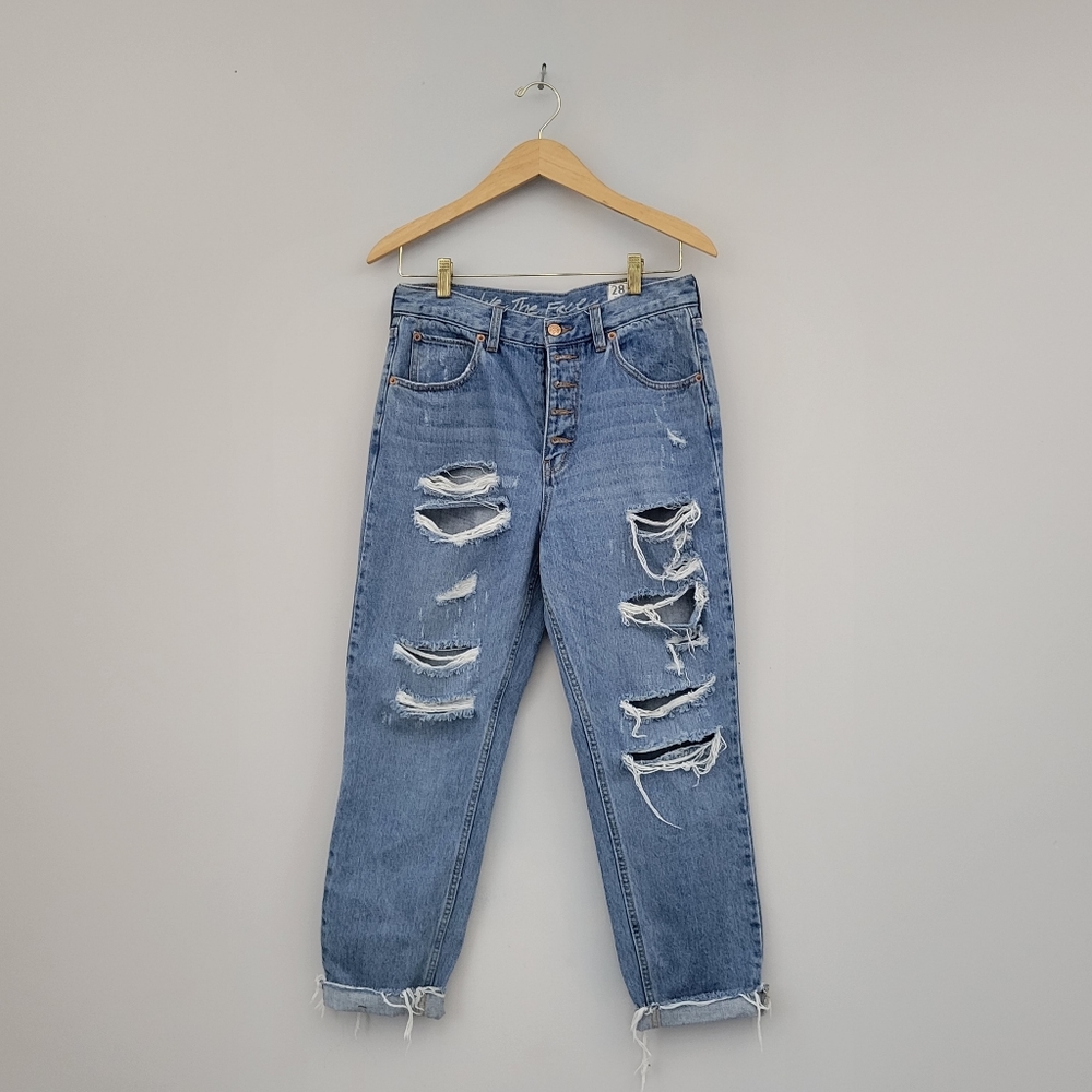 We The Free Womens Button Fly Distressed Boyfriend Jean Sz 28